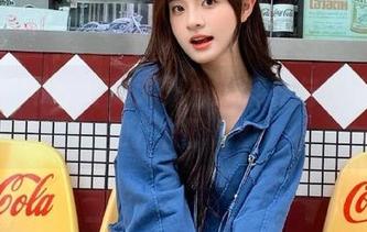 丽柜 – 可爱写真大集合：蕊蕊与网盘中的知足长了.txt