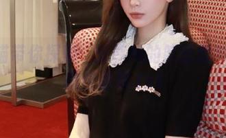 九柒喵带你探索：分享她的笑面教授OL制服作品集.txt