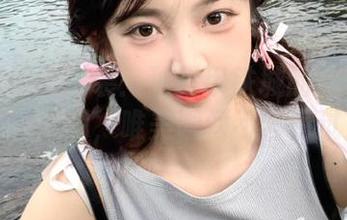 九柒喵福利来袭：独特甲铁城的卡巴内瑞无名和服原图，唯美瞬间不容错过！.txt