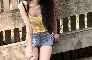 克拉女神 – 精选姜璐婚纱图片，记录下自由与优雅的时刻，令人心驰神往！.txt