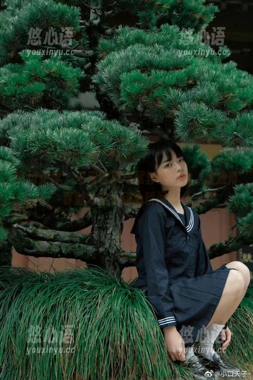 克拉女神 - 宋智珍双马尾套图精选，绽放青春魅力的小甜心瞬间.txt