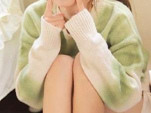 克拉女神 – 宋黛修女美丽写真的免费图包，尽情感受其中的深邃世界！.txt