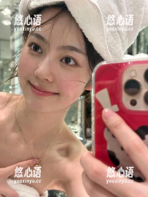 克拉女神 - 璇子泳池写真原图曝光，随便一张图片都能成为海报的水准啊！.txt