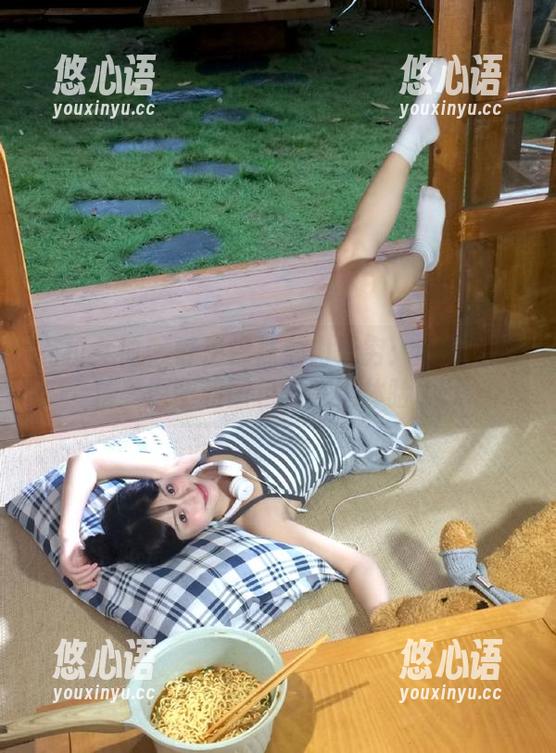 克拉女神 - 舒彤棉袜魅力无穷：收藏这组精美原图和图包的完整体验.txt