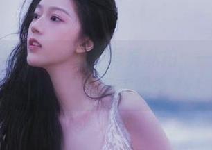 克拉女神 – 芊芊奶牛写真私拍：一头“萌”的不行的私人奶牛.txt