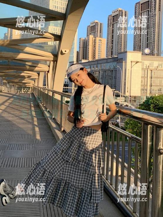 克拉女神 - 畅游在雅楠学妹的世界，获取免费唯美图包，展现独特风采！.txt