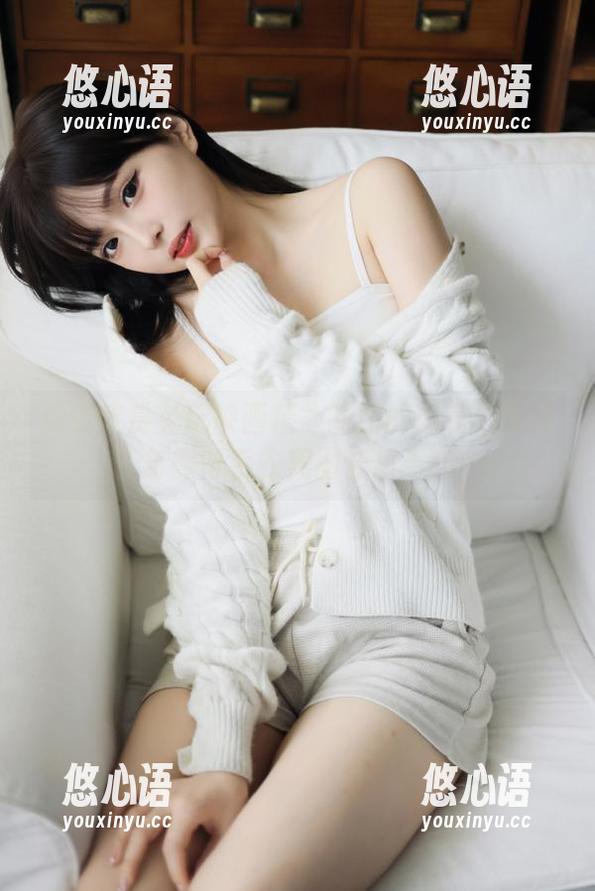 尽情欣赏兔玩映画精心制作的巧克力天使与露背毛衣美图合集.txt