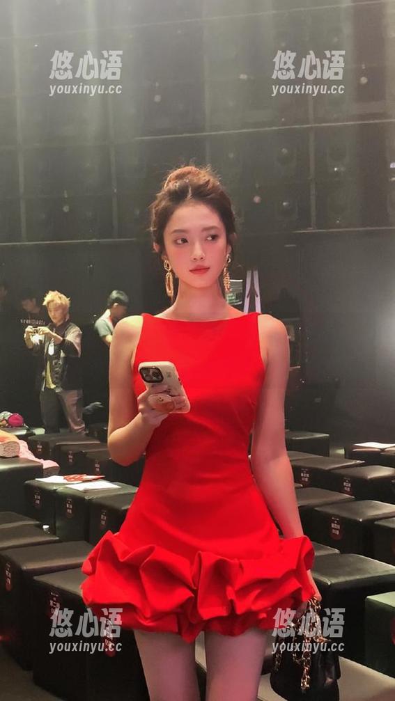 更新啦！北哥完全OK毛衣美图，全新细节带来视觉与心灵的双重享受.txt
