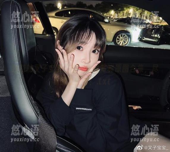 独特的叉子宝宝：甜心主题写真原图合集，尽情欣赏吧！.txt