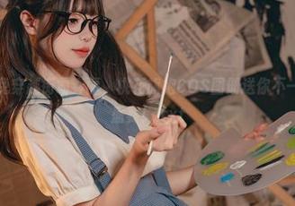 咬人小小兔穿越街霸春丽，桃花旗袍COS图册送你不一样的视觉盛宴！.txt