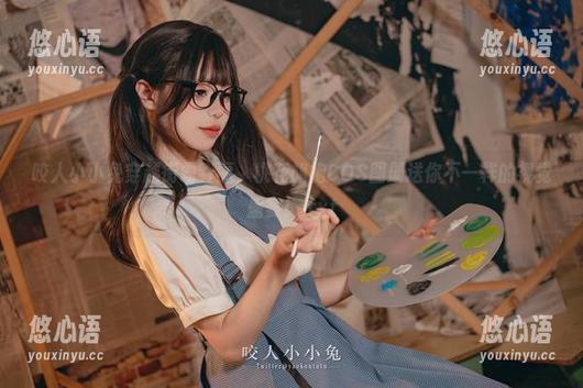 咬人小小兔穿越街霸春丽，桃花旗袍COS图册送你不一样的视觉盛宴！.txt