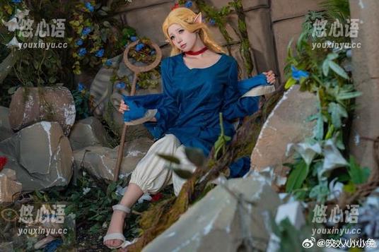 追寻“咬人小小兔”的足迹，鸳鸯戏写真套图带你走入缤纷的世界.txt
