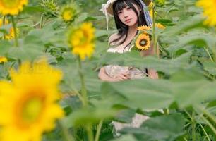 在咬人小小兔的世界里，感受怦然心动的写真与壁纸之美.txt