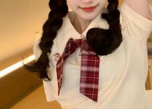 喵写真经典合集：领略JK少女丝袜秀中的绝美美图风情！.txt