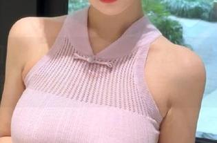 心跳加速，喵糖映画热裤女孩套图下载，带你领略别样的青春热情与活力！.txt