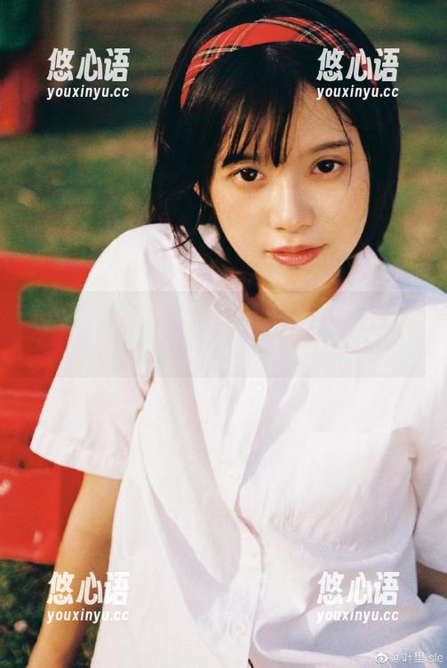 嗲囡囡 - 最新施忆佳KITTY御姐系列写真作品，图片传递她的无限优雅.txt