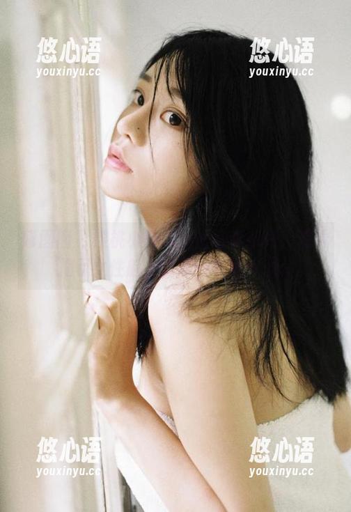 嗲囡囡 - 樱桃小犊子黑丝写真系列，观看揭示女性魅力的每一个细节.txt