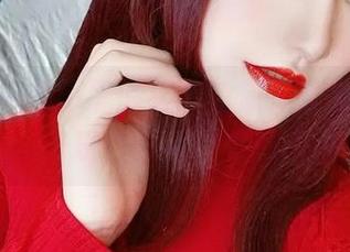 探索夏鸽鸽不想起床最新旗袍套图，感受传统之美与现代时尚的极致碰撞。.txt