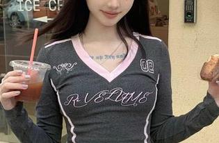 大生模拍 – 福利图集大集合：贝贝熟女的成熟魅力与真实风采.txt