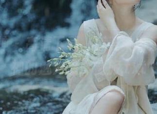 头条女神 – 高清下载，感受梁芮溪气质女神的魅力摄影之旅.txt