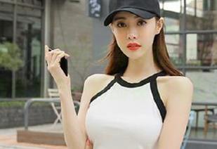 头条女神 – 玄子丝袜写真在线放送，高清品质带来不一样的视觉冲击.txt