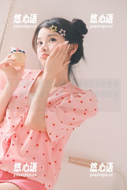头条女神 - 全新发表！申美嫣肚兜套图资源，展现她独特风采，带给你灵感和惊喜！.txt