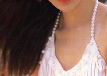 头条女神 – 陈列着白一晗女王魅力的写真集精选，仿佛置身于梦幻的艺术境界.txt
