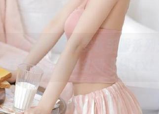 微密圈 – 清新可爱奶雯水手服系列：独家写真套图合集全新上线.txt