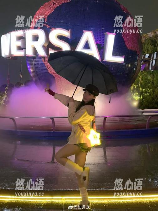 独家更新如月灰的天台写真，每张原图都藏着故事，快来发掘！.txt