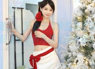 学妹加速跑 – 醉心于玲玲的美足写真作品，感受每个角度的无限诱惑.txt