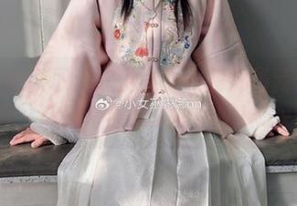 网盘轻松获取：欣赏小女巫露娜最新少女写真，感受青春的美丽瞬间！.txt
