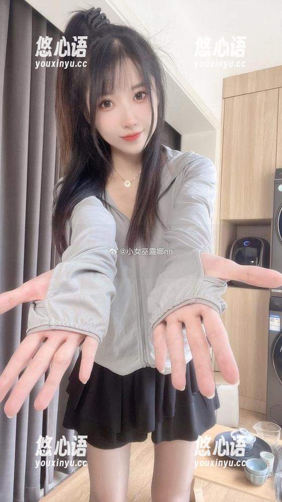 小女巫露娜写真秘密大揭秘，免费图包在此等你.txt