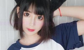感受小酥酱奶牛的悠闲气息，精彩绝伦的cos图片让你流连忘返！.txt