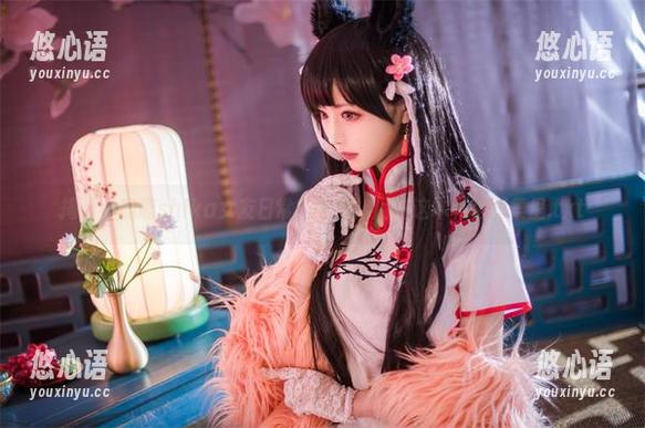 揭开小鹿鹿shika女友日常的秘密，尽在这本私拍图集里.txt