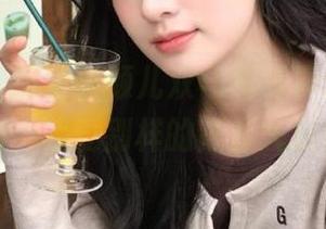尤果网 – 探索李颜儿双马尾写真合集，尽在网盘，感受别样的青春气息！.txt