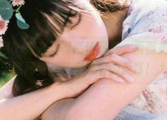尤果网 – 米米圣诞高清写真，画面美得让我无意间变成了旁观者的羡慕！.txt
