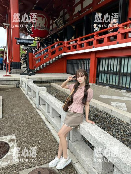 尤果网 - 萌琪琪的夏日写真图库：记录下每一缕夏日阳光的柔和宁静！.txt