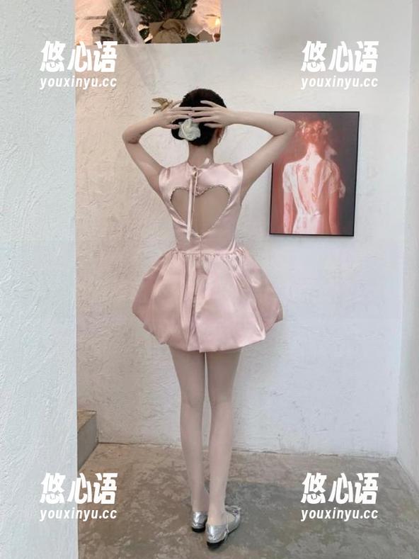 尤果网 - 专属私房毛衣写真合集：陈雅漫带你领略冬日的温暖与时尚.txt