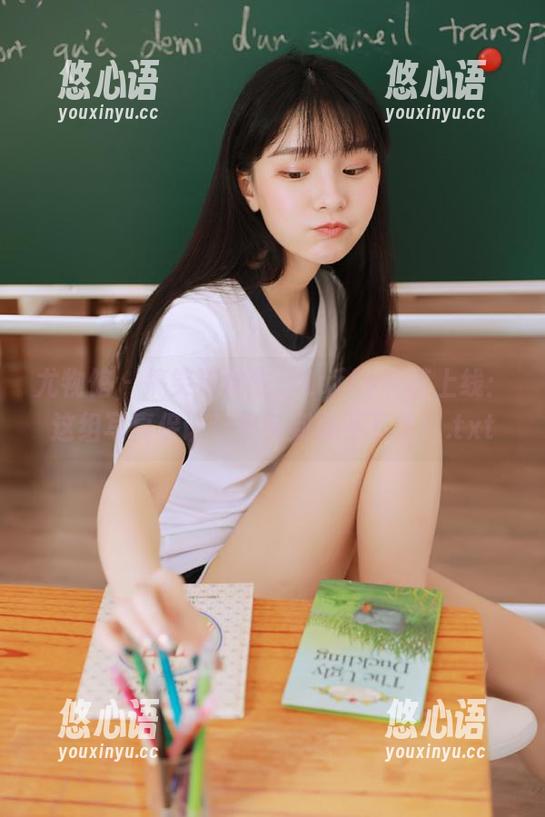 尤物馆 - 搞笑连体衣，Luffy菲菲上线：这组写真保证让你笑到停不下来！.txt