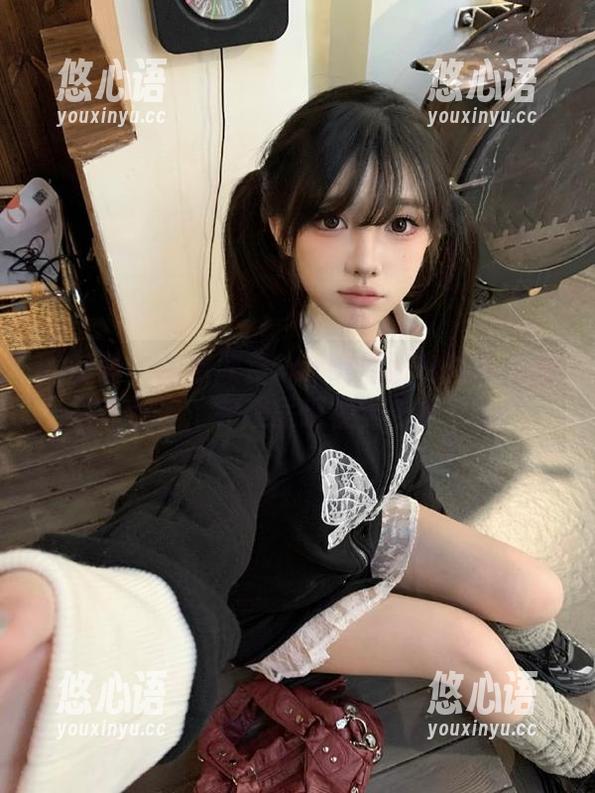 尤蜜荟 - 免费欣赏Carol周妍希独特肉丝写真作品，完美呈现视觉艺术！.txt