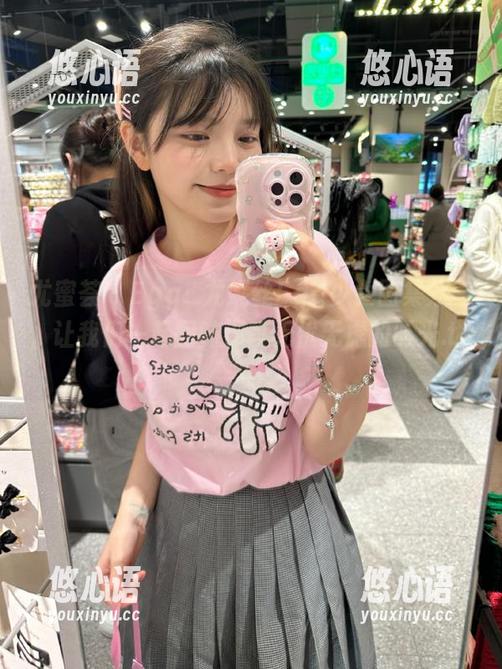 尤蜜荟 - Egg_尤妮丝Egg少女图集分享，让我们一起回味那段无忧无虑的时光.txt