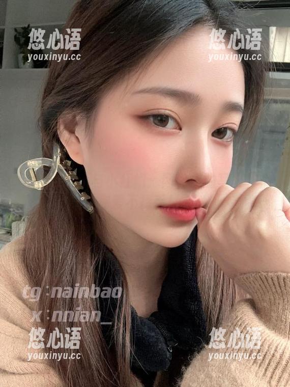 年年Nnian与小红帽：网盘上的写真作品让你爱不释手！.txt