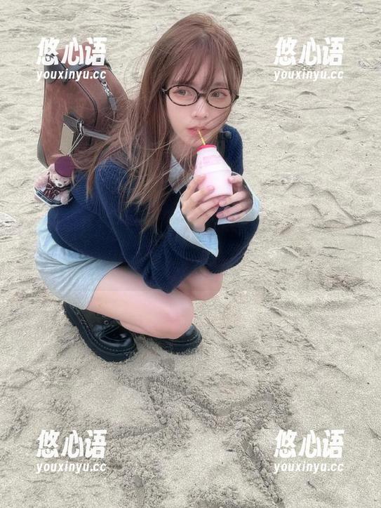 异思趣向-诗琪 异思趣向 - 摆脱单调,诗琪牛仔裤写真与墙面壁纸完美结合.txt