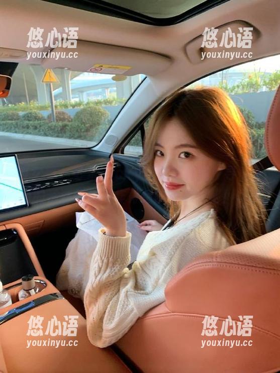 推女神 - 可乐Vicky修女写真集：寻觅灵感的资源与她创作背后的故事揭秘！.txt