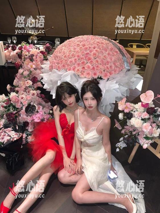 推女神 - 私拍风暴来袭！战姝羽的秘书图包让人忍不住点赞.txt