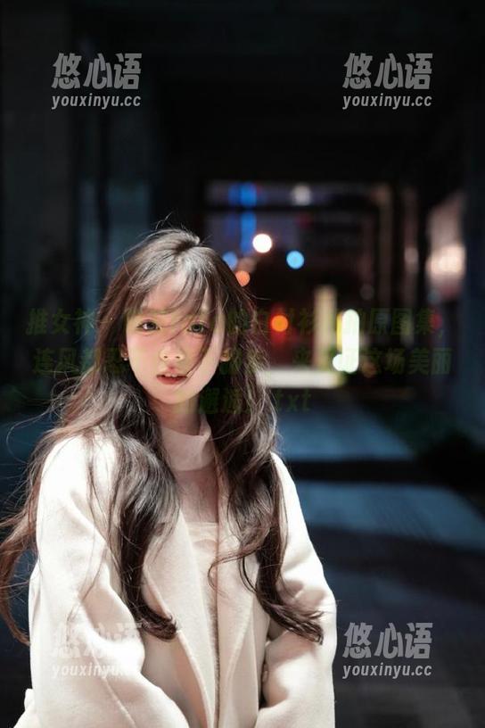 推女神 - 晓艾fafa的白衬衫私拍原图集，连风都忍不住停下脚步，来见证这场美丽的邂逅！.txt