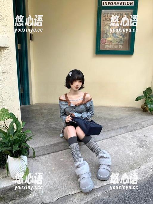 微密圈 - 最新是小逗逗美腿写真大全合集，为你呈现她如梦似幻的腿部美感，快来欣赏！.txt