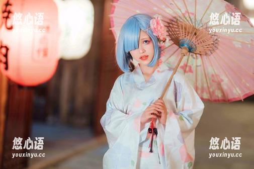 天马行空的创意：晕崽Zz《皇帝的新衣》作品原图大放送，见证她的非凡想象力！.txt