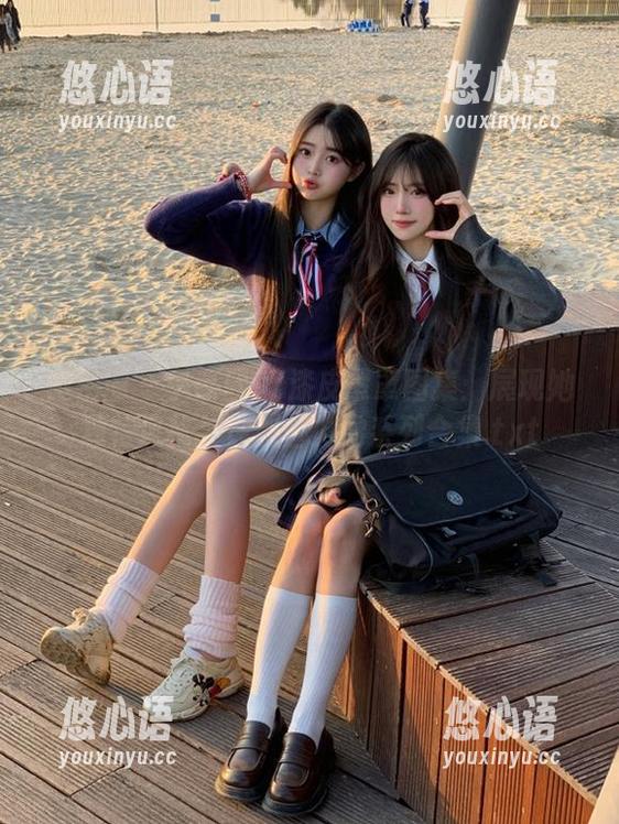 微密圈 - 李嘉欣97漆皮罩罩图集：展现她独特风格与性感魅力的系列合集.txt