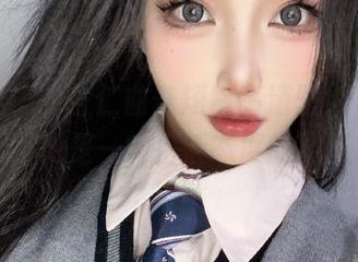 独特风格的杏仁曲奇短裤高清壁纸，不仅是摄影，更是一种生活态度的展现。.txt